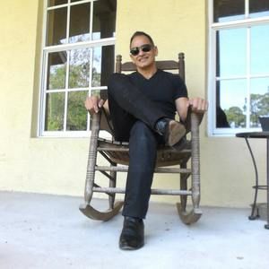 Meet your Posher, Tom